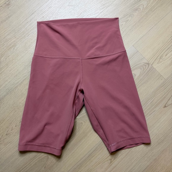 Lululemon Align High Rise Shorts - Picture 8 of 9